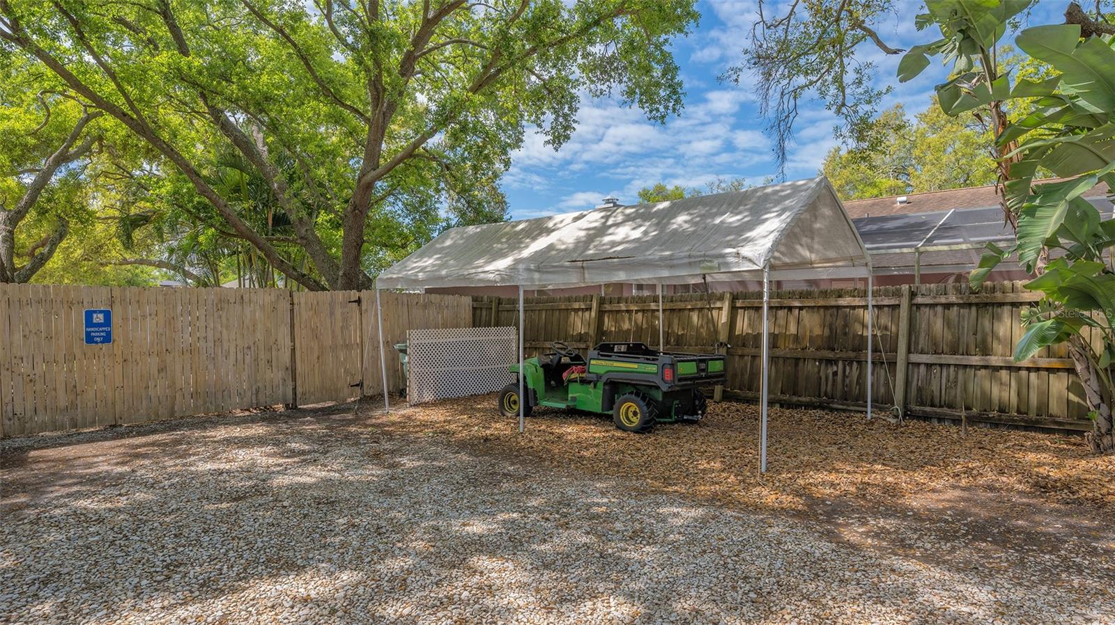 Listing photo id 50 for 3818 Gocio Road