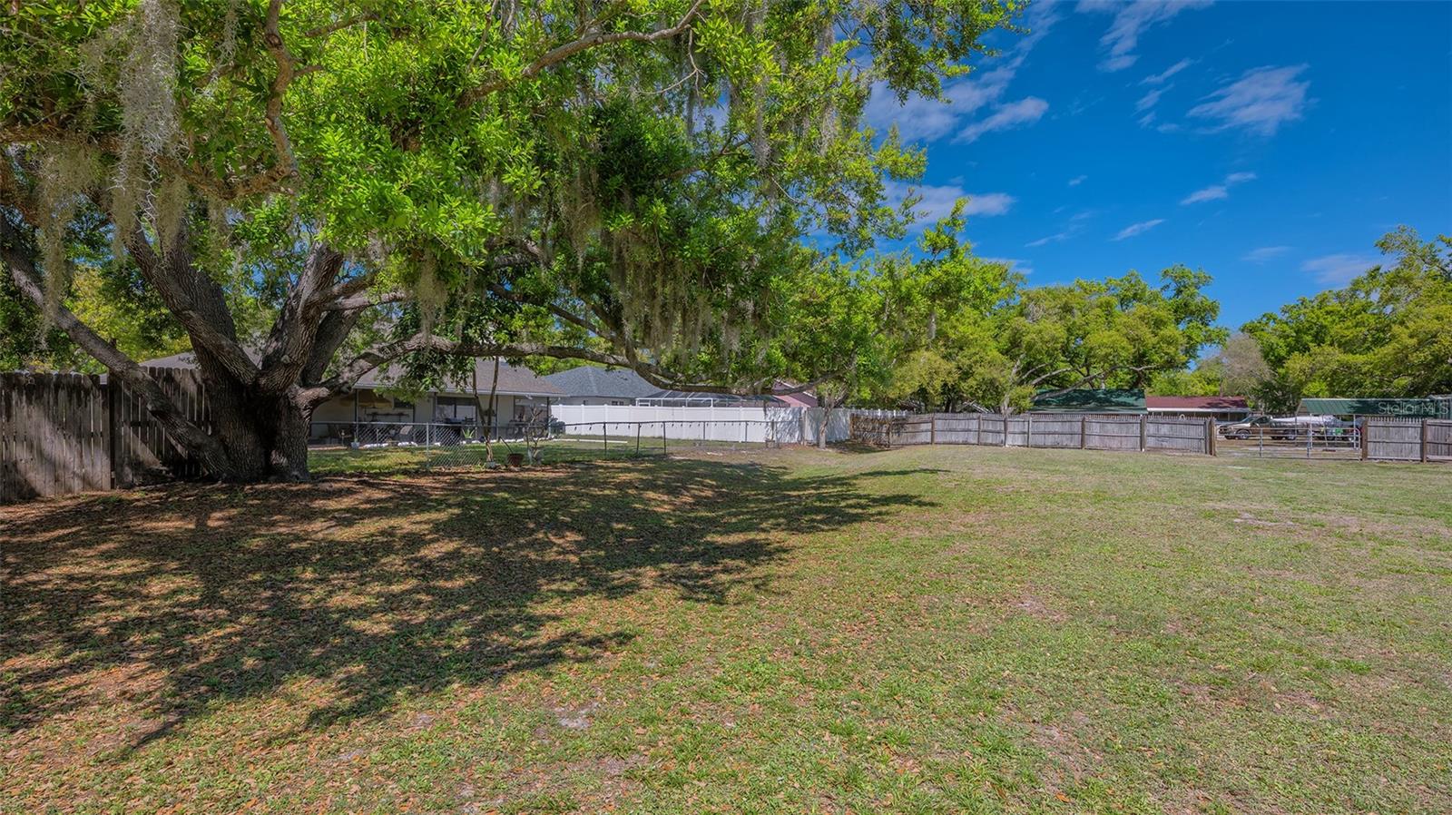 Listing photo id 59 for 3818 Gocio Road