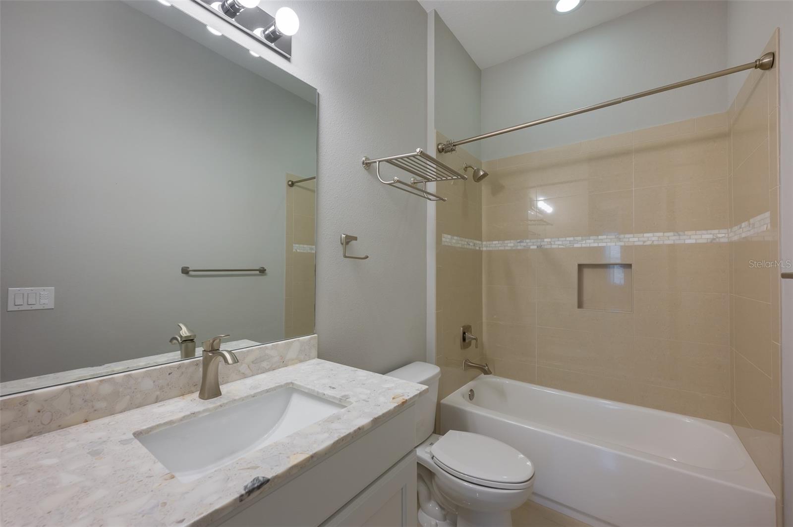 Image 39 of 57 For 7087 Tamworth Parkway