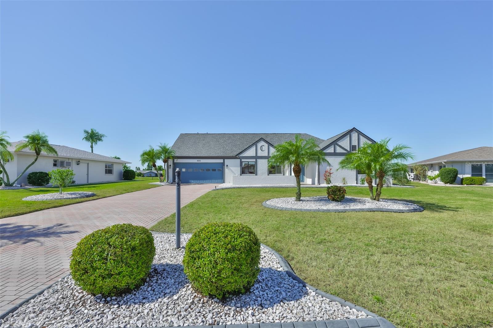 Image 11 of 52 For 405 Blackhawk Circle