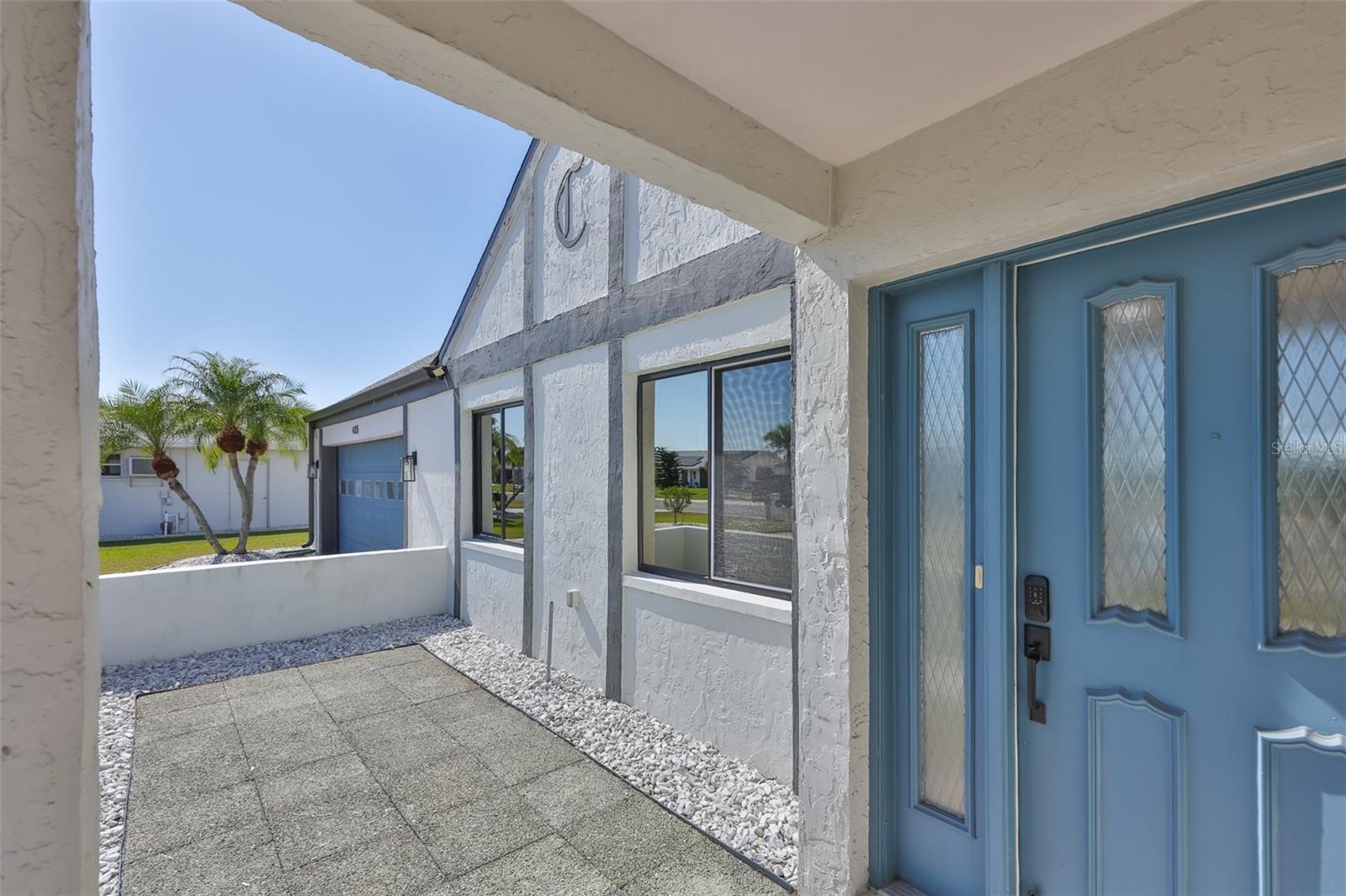 Image 13 of 52 For 405 Blackhawk Circle