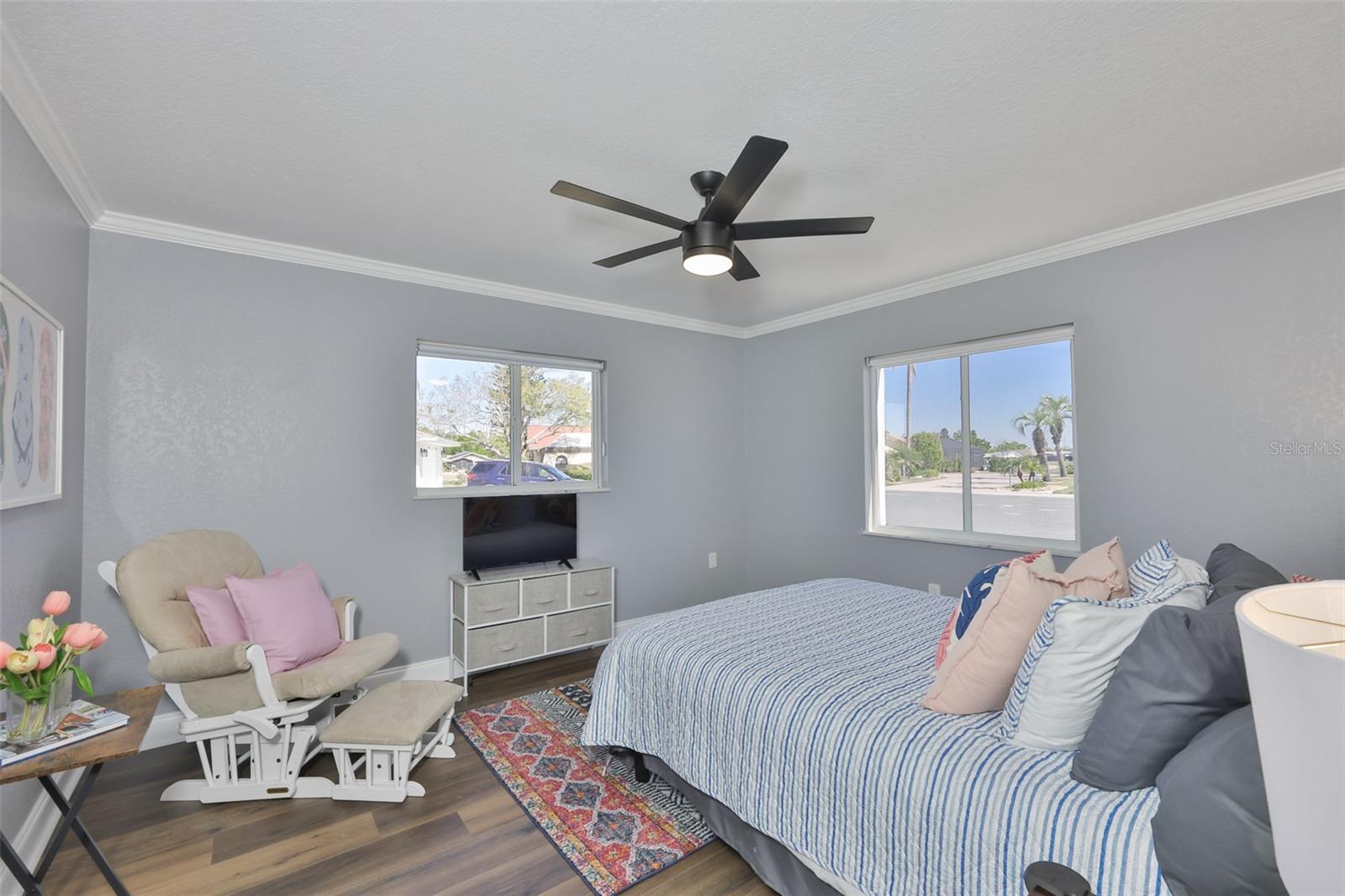 Image 18 of 52 For 405 Blackhawk Circle