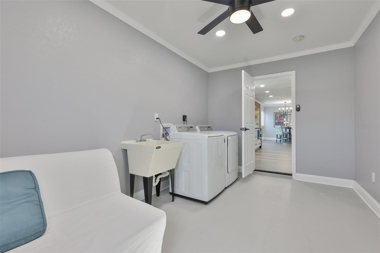 Image 39 of 52 For 405 Blackhawk Circle