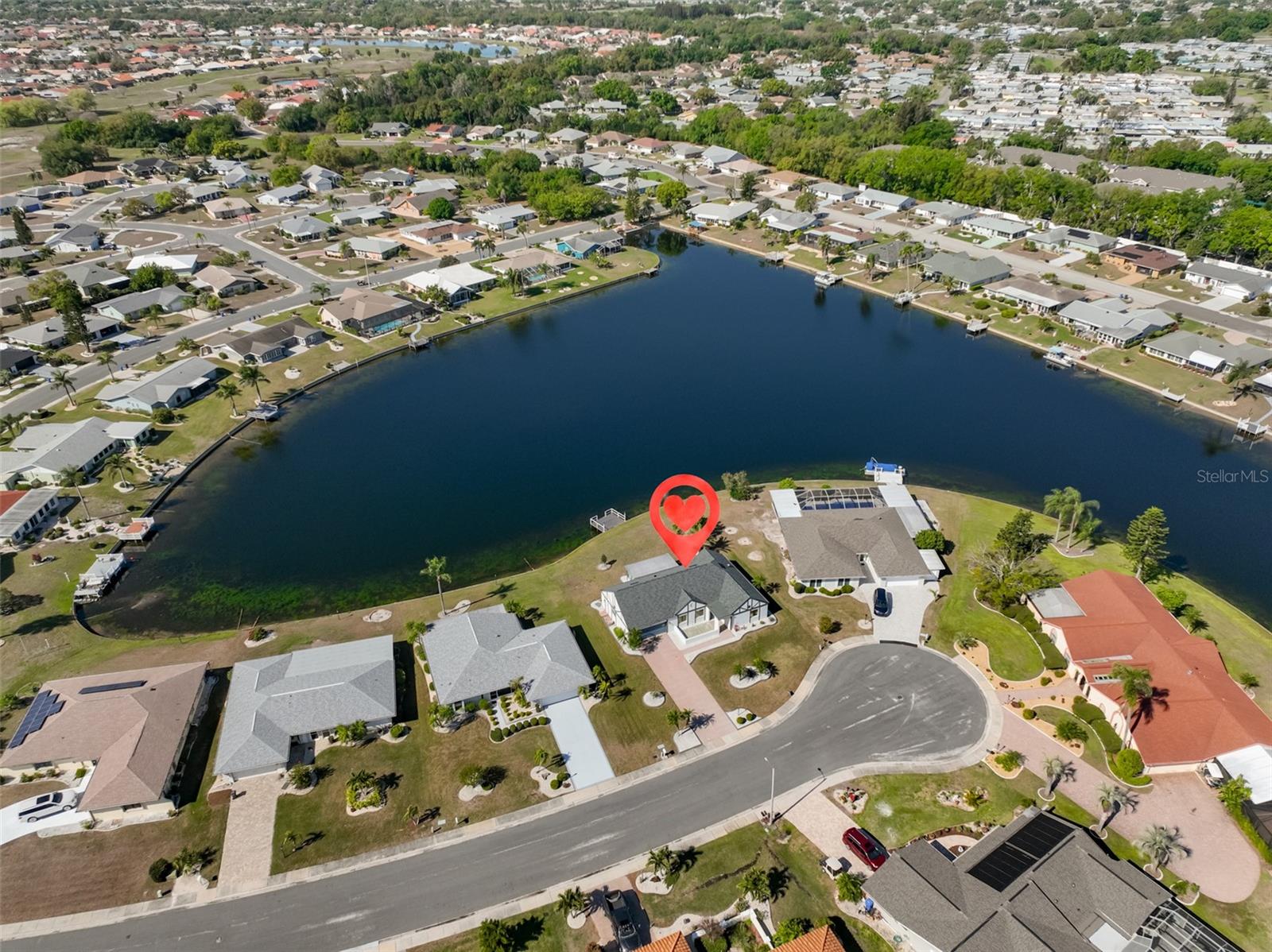 Image 4 of 52 For 405 Blackhawk Circle