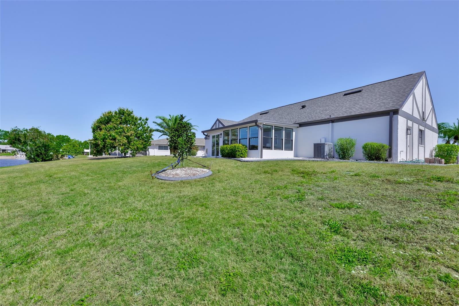 Image 47 of 52 For 405 Blackhawk Circle