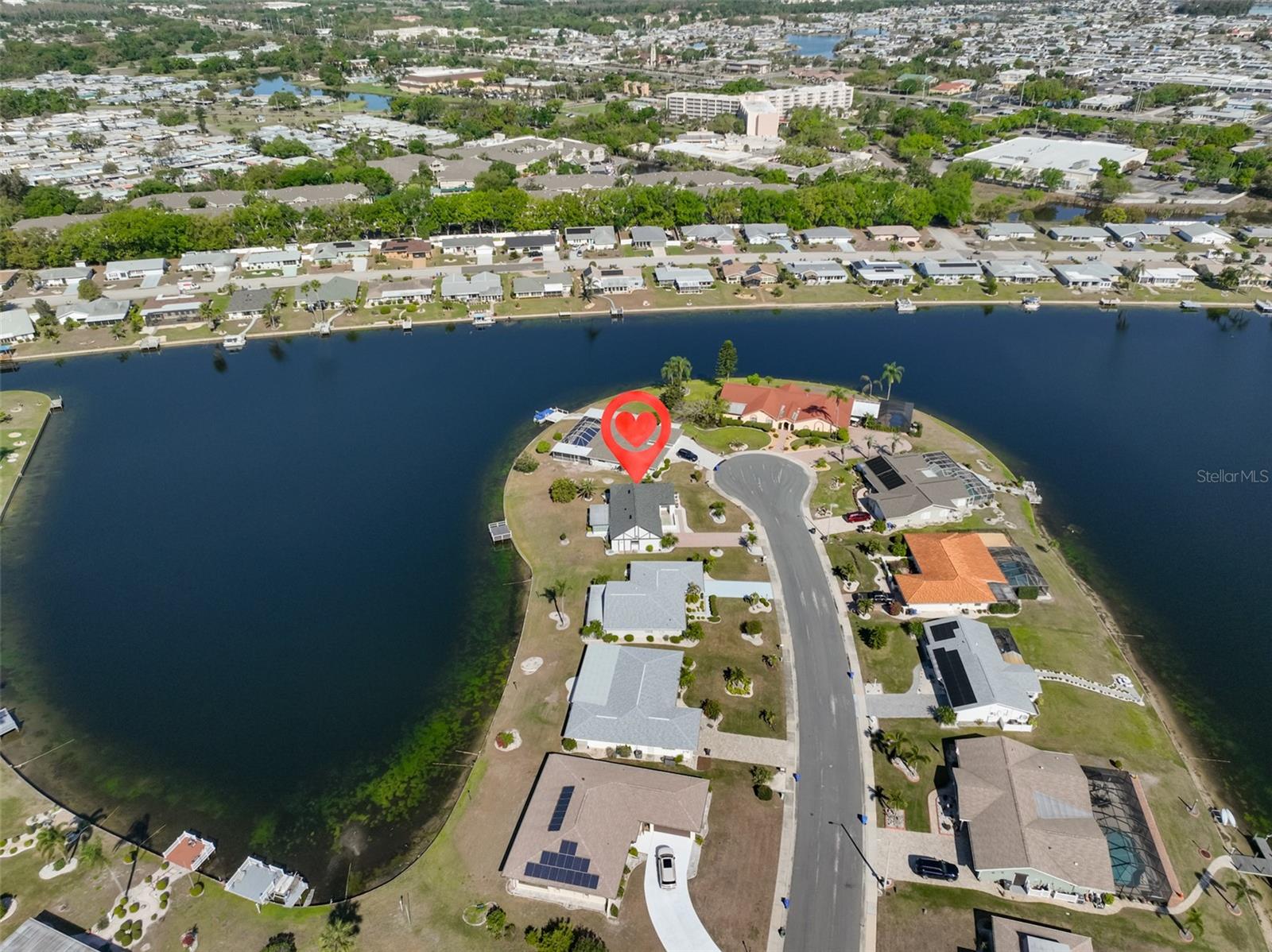 Image 6 of 52 For 405 Blackhawk Circle