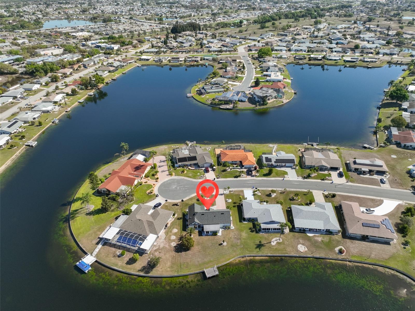 Image 7 of 52 For 405 Blackhawk Circle