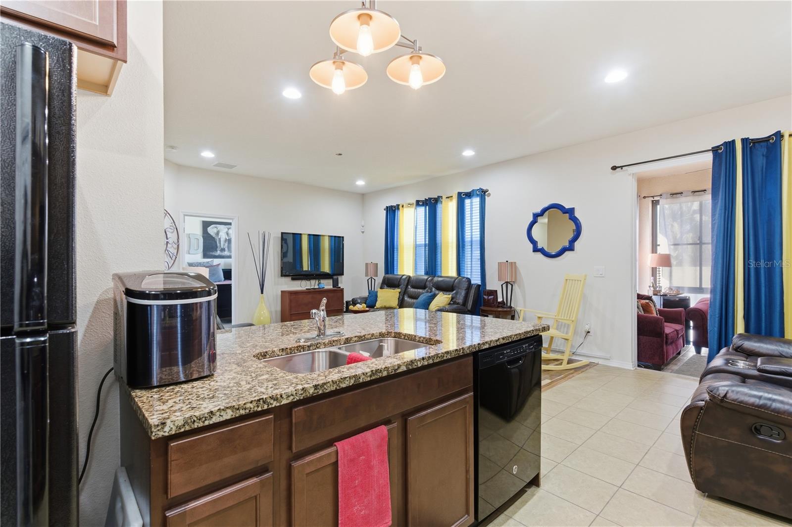 Image 12 of 47 For 10848 79th Street E