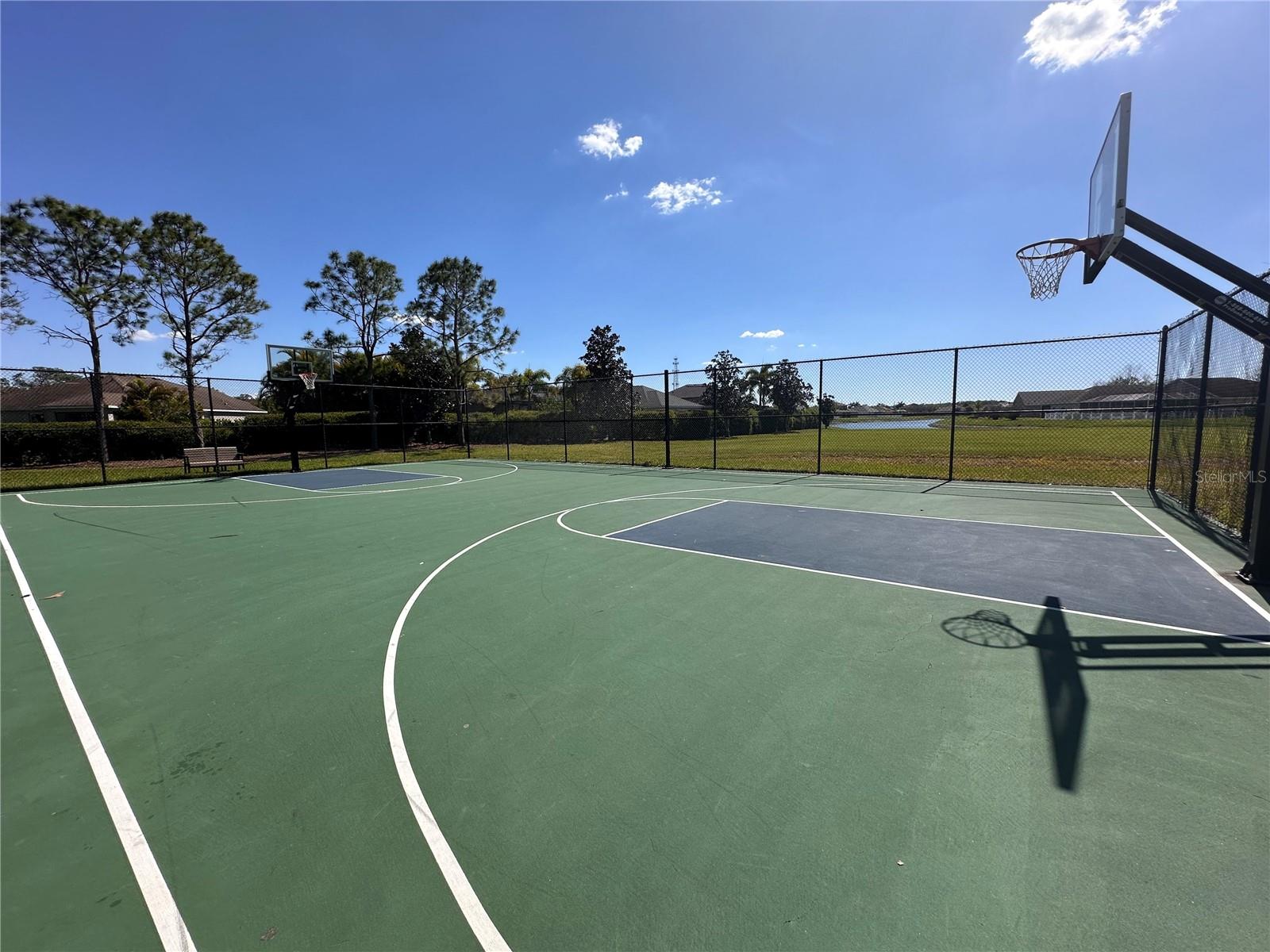 Image 28 of 47 For 10848 79th Street E