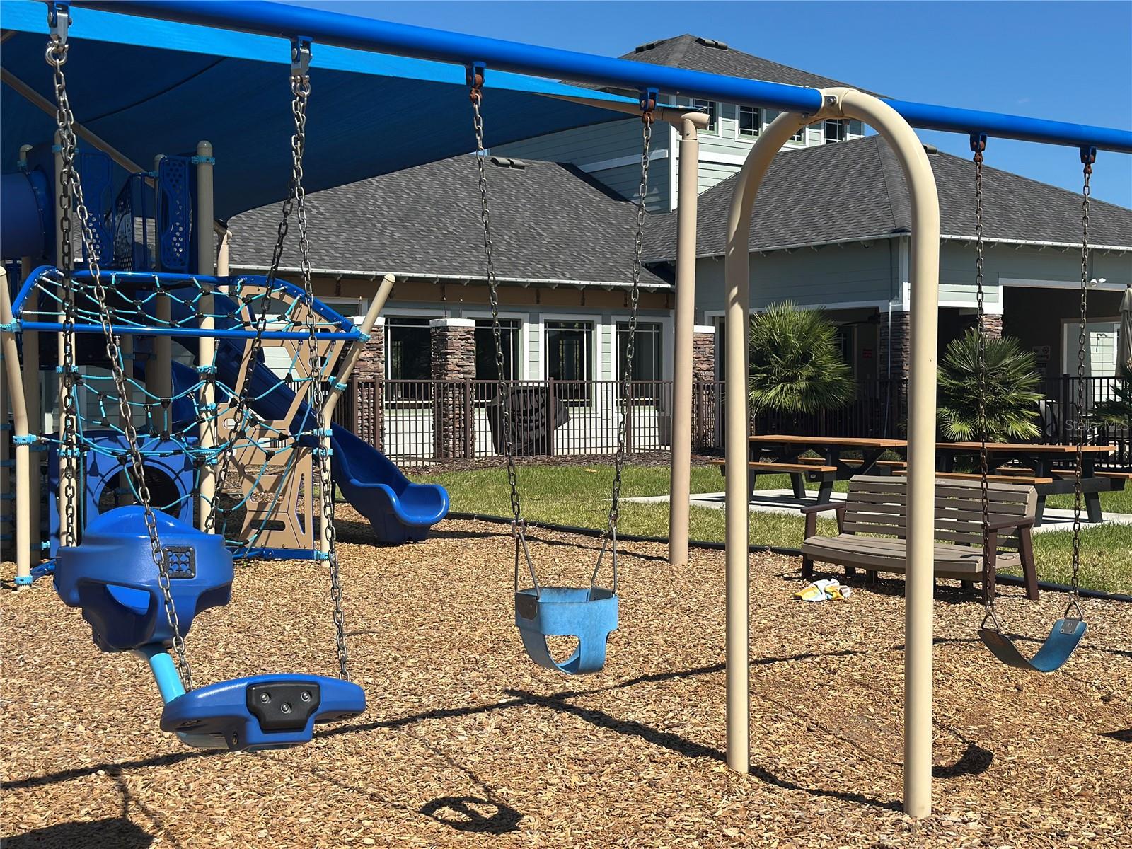 Image 42 of 47 For 10848 79th Street E