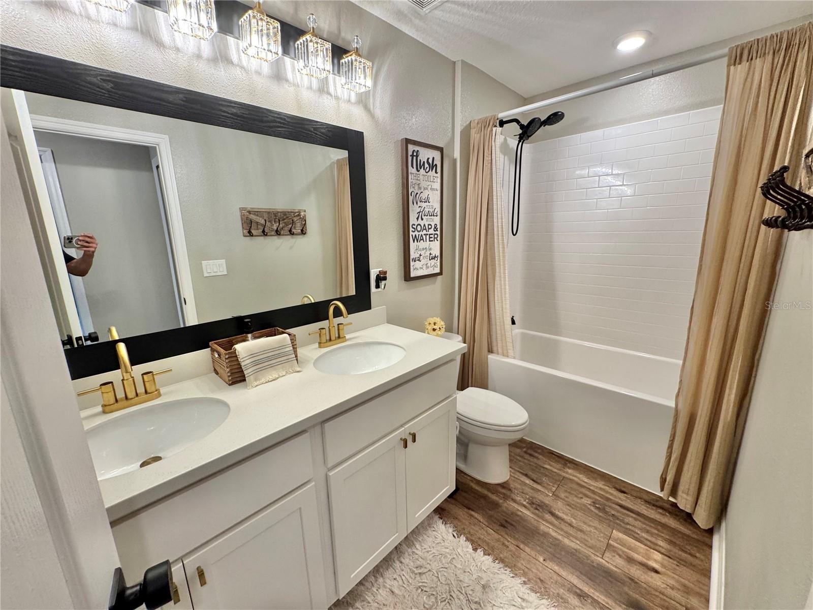 Image 61 of 77 For 4420 Hollow Stump Run