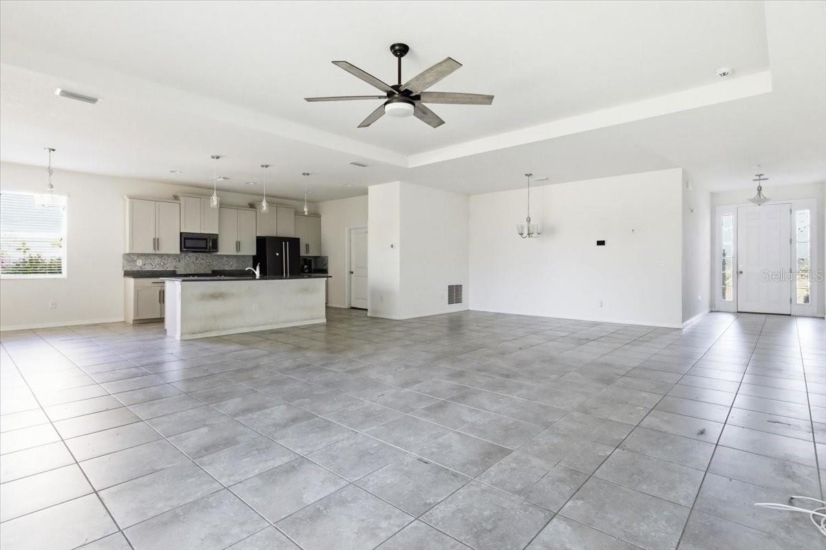 Image 11 of 35 For 6702 Devesta Loop