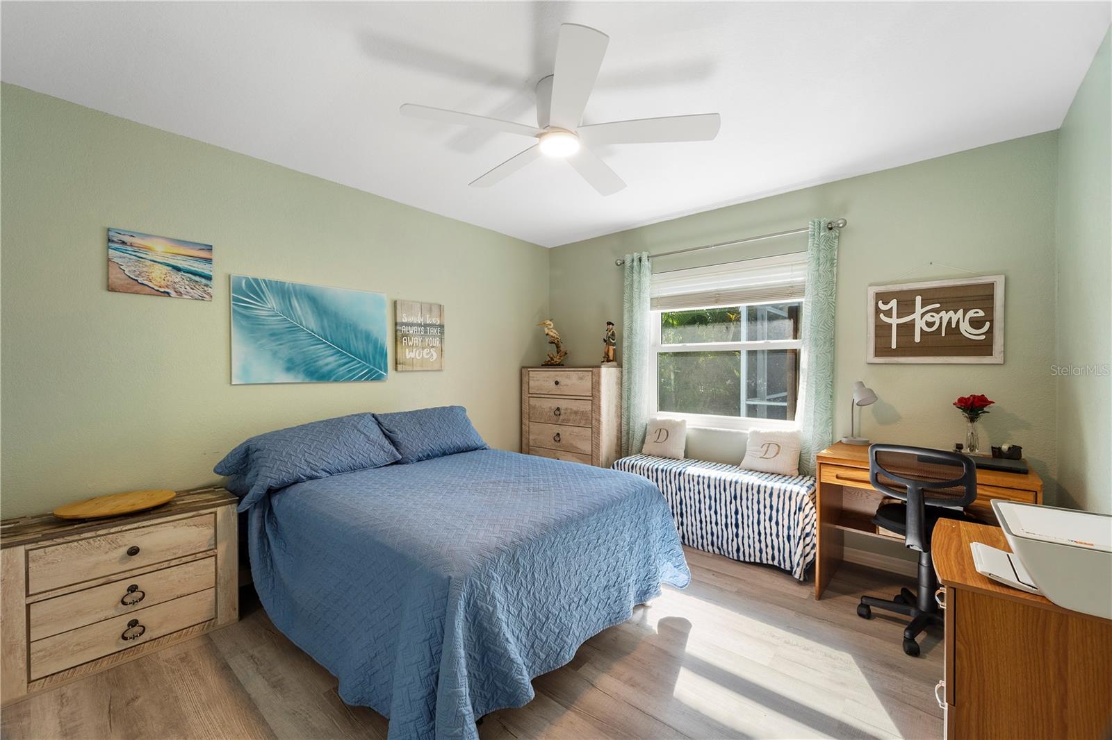 Image 21 of 28 For 12371 Minot Avenue