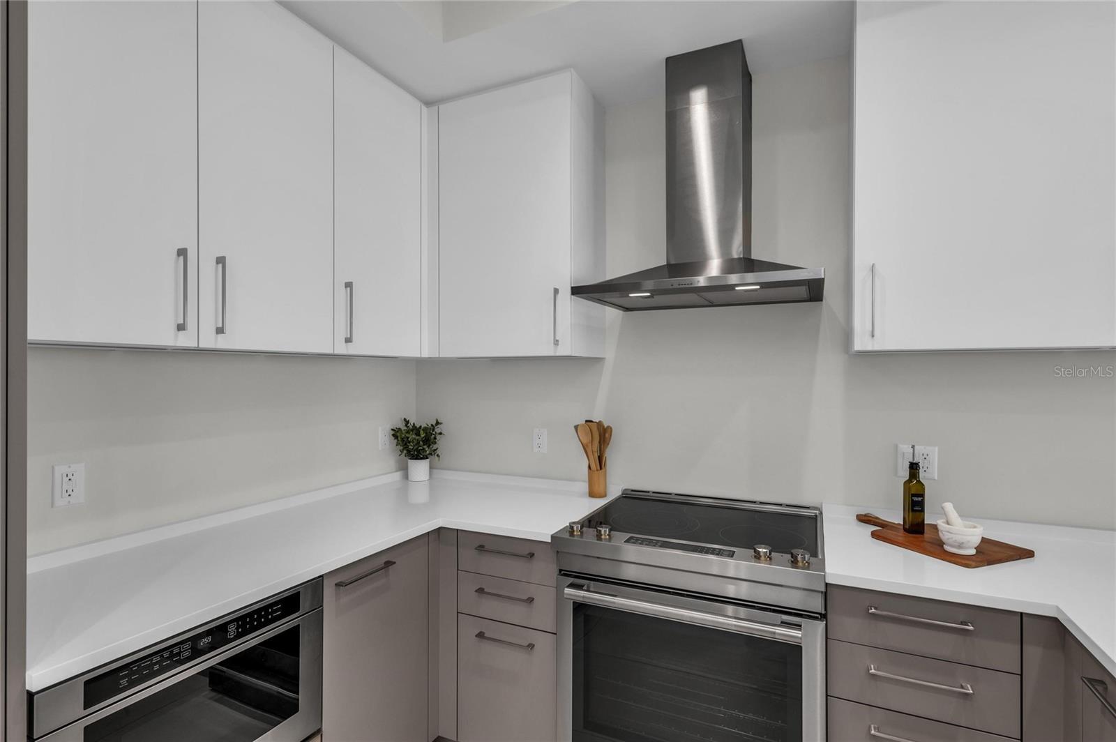 Image 20 of 71 For 275 1st Avenue S 1904