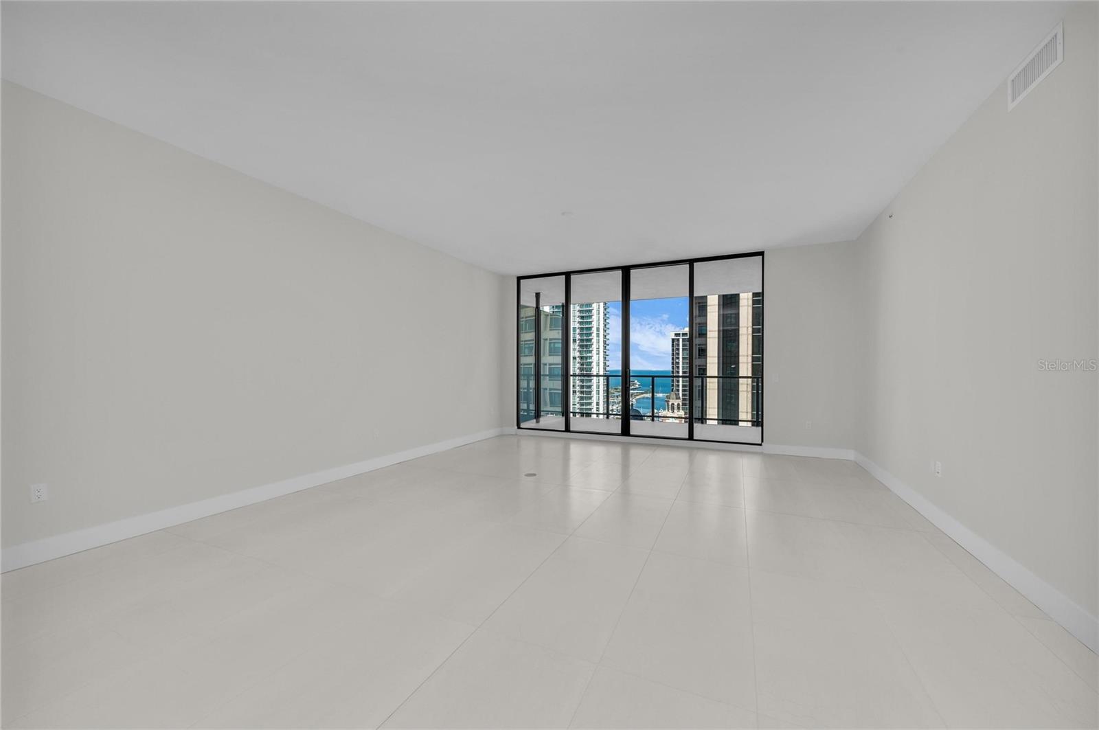 Image 23 of 71 For 275 1st Avenue S 1904