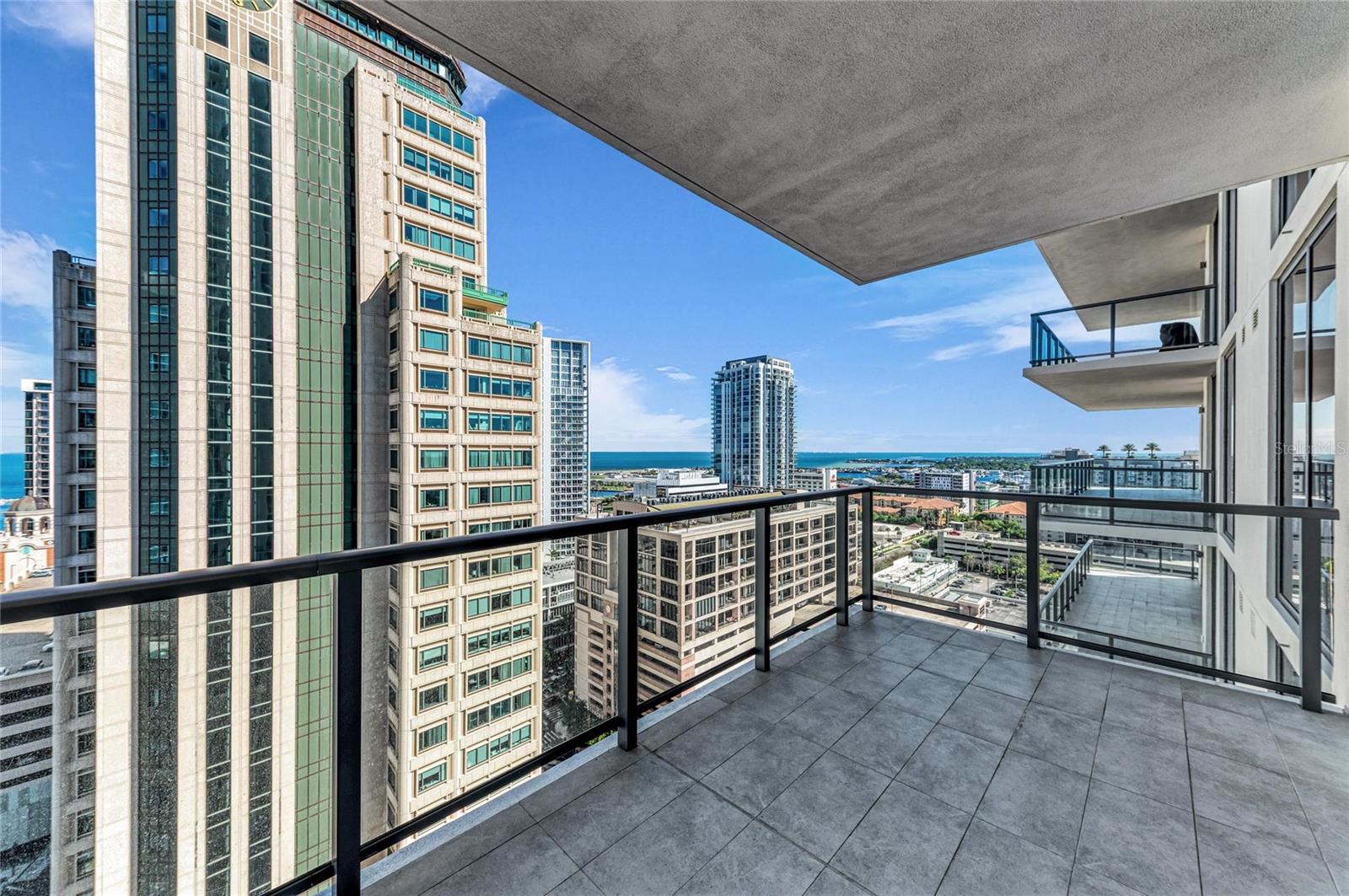 Image 31 of 71 For 275 1st Avenue S 1904