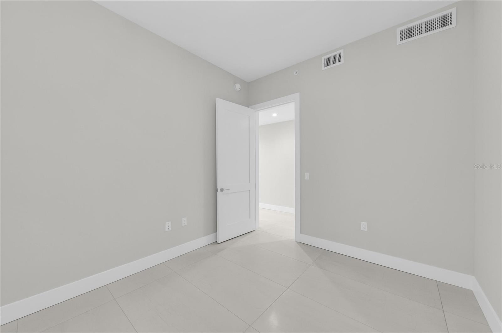 Image 44 of 71 For 275 1st Avenue S 1904