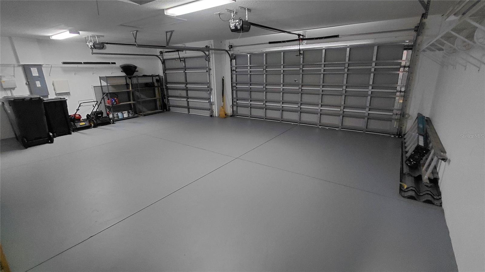 Image 26 of 40 For 7117 50-th Ave Cir E