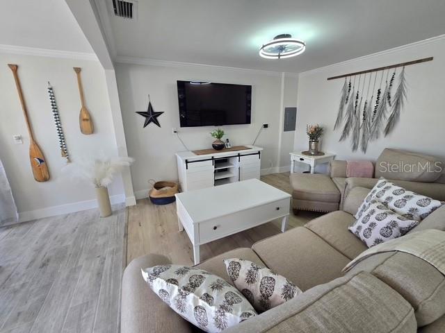 Image 44 of 81 For 403 63rd Street