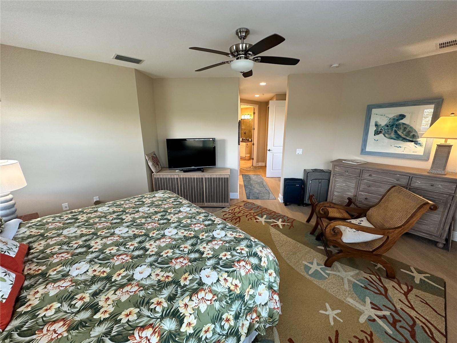 Image 11 of 41 For 7740 34th Ave W 202