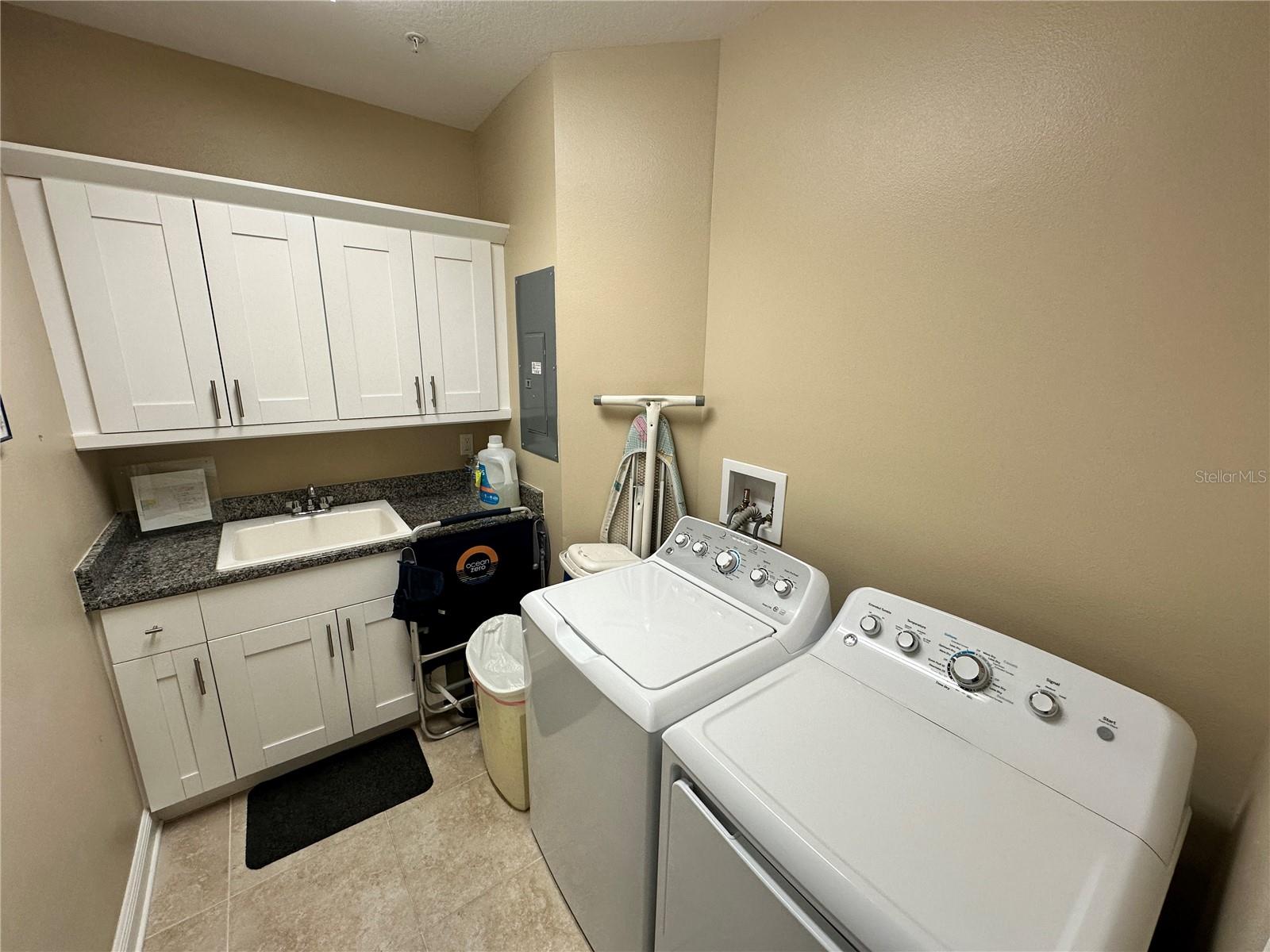 Image 22 of 41 For 7740 34th Ave W 202