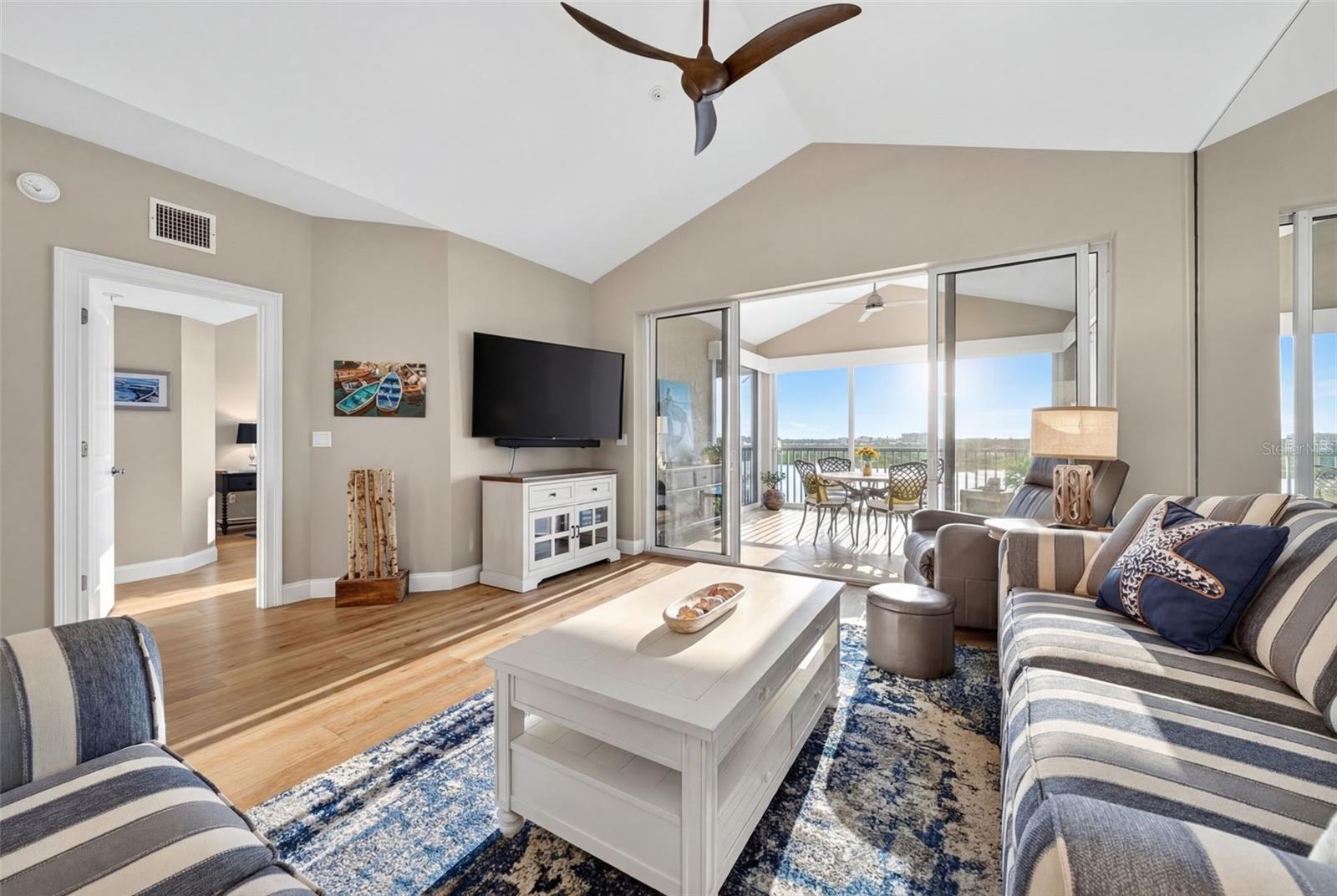 Image 16 of 48 For 1280 Dolphin Bay Way 503