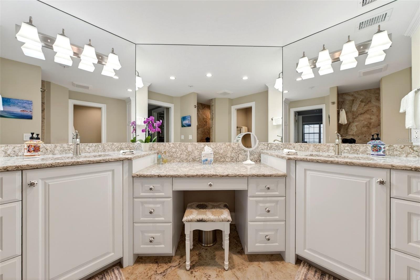 Image 21 of 48 For 1280 Dolphin Bay Way 503