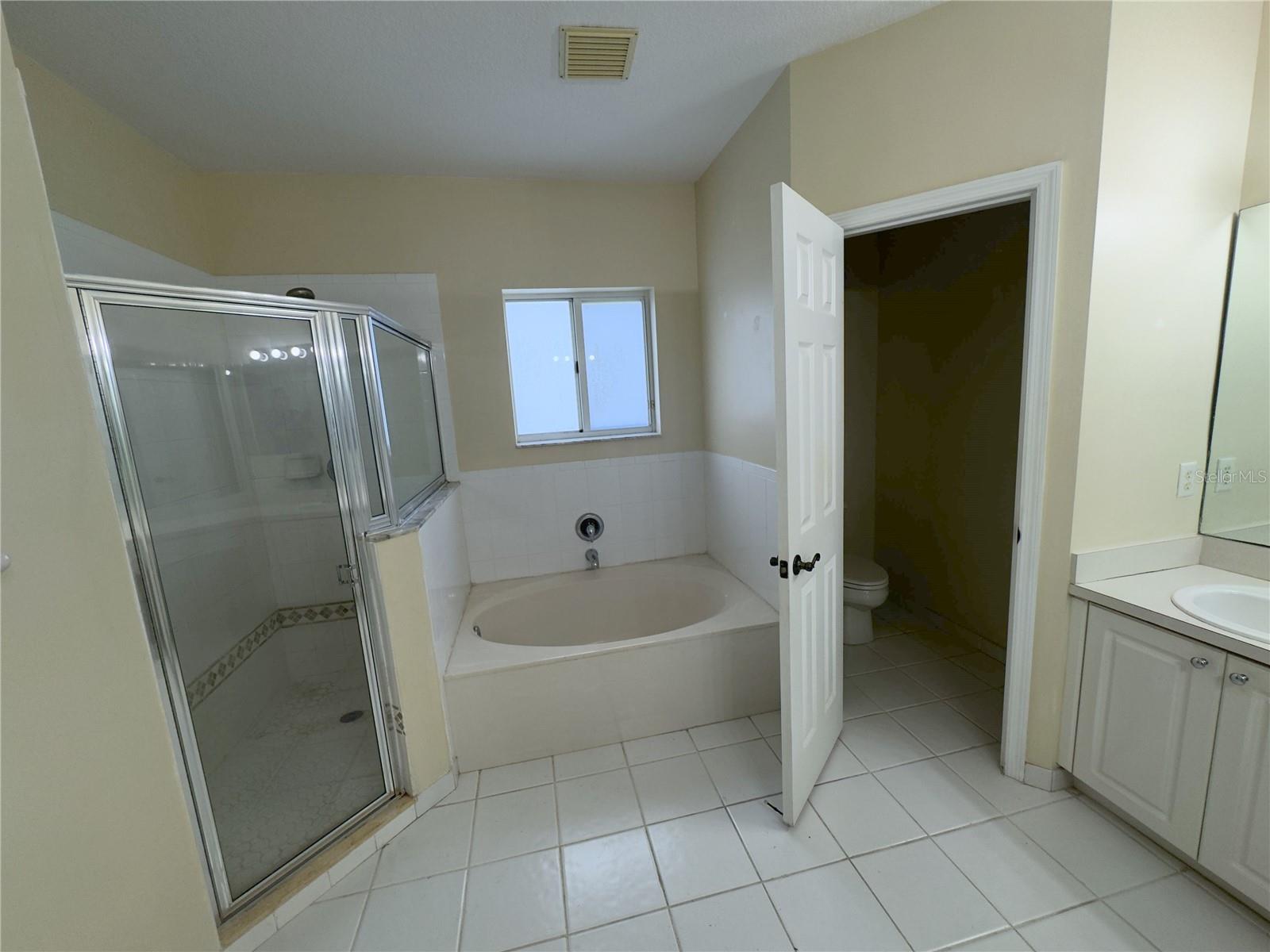 Image 31 of 45 For 2363 19th Street