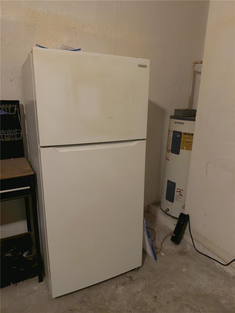 Image 38 of 45 For 2363 19th Street