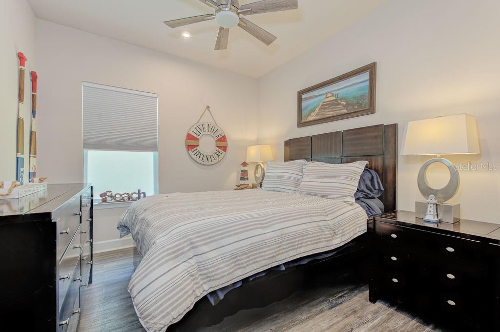 Image 11 of 53 For 11415 61st Street E