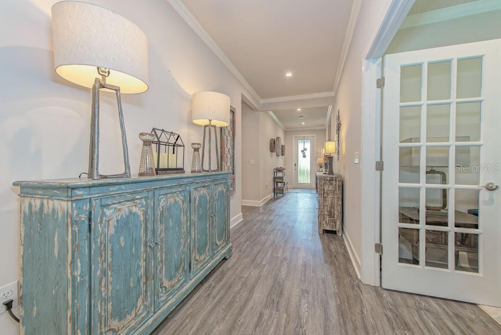 Image 18 of 53 For 11415 61st Street E