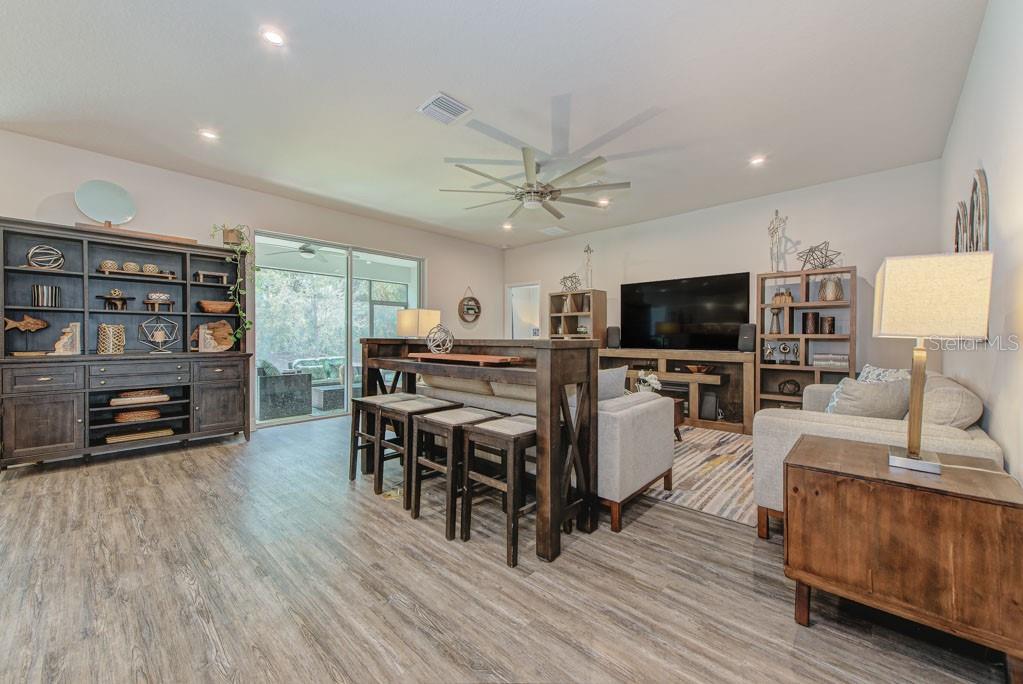 Image 26 of 53 For 11415 61st Street E