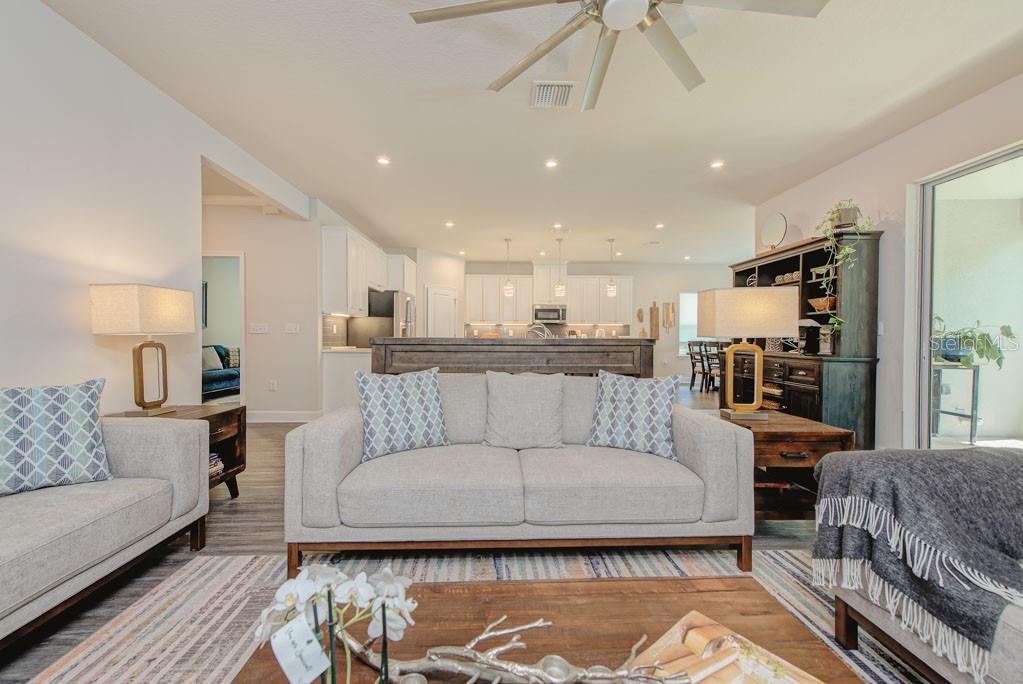 Image 31 of 53 For 11415 61st Street E