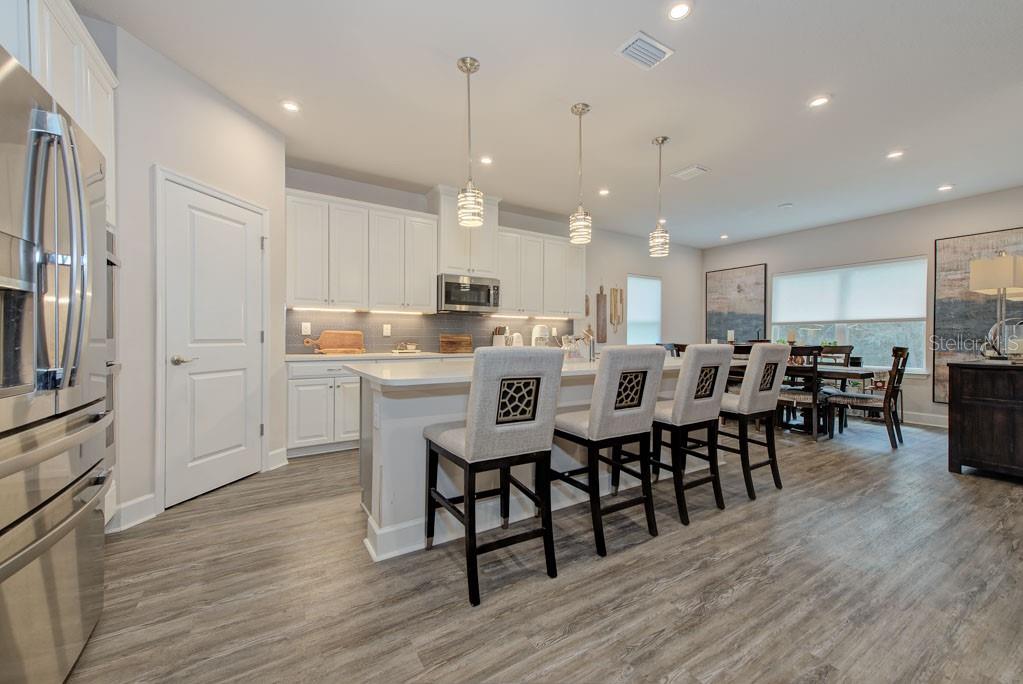 Image 34 of 53 For 11415 61st Street E