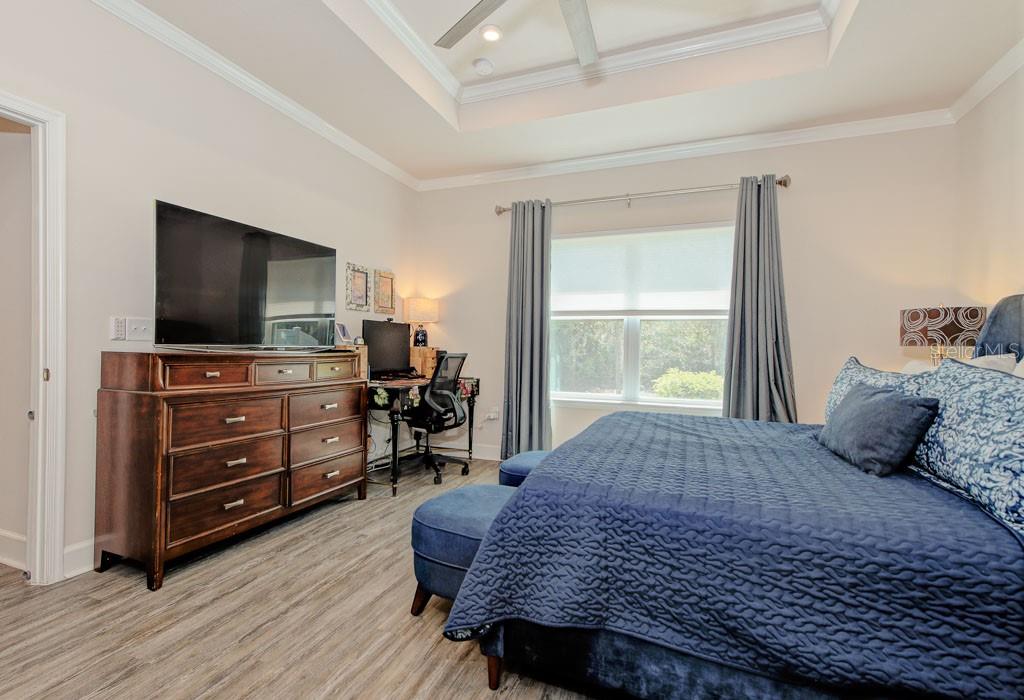 Image 42 of 53 For 11415 61st Street E