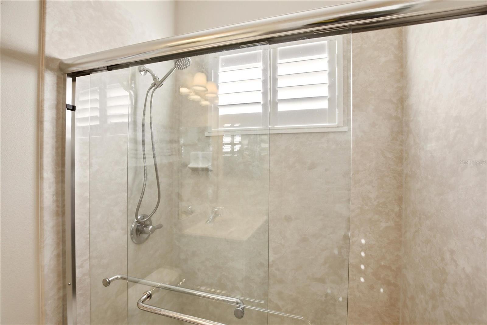 Image 15 of 41 For 1510 White Breeze Cove