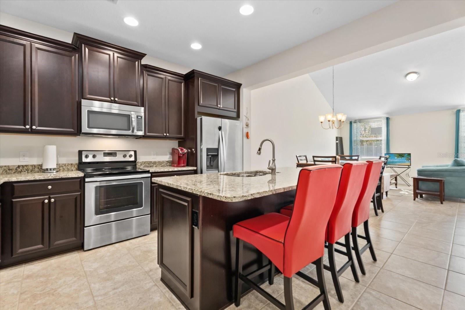 Listing photo id 5 for 11828 Meadowgate Place