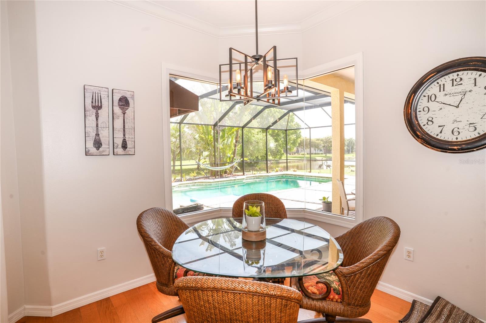 Image 12 of 35 For 7407 Pine Valley Street