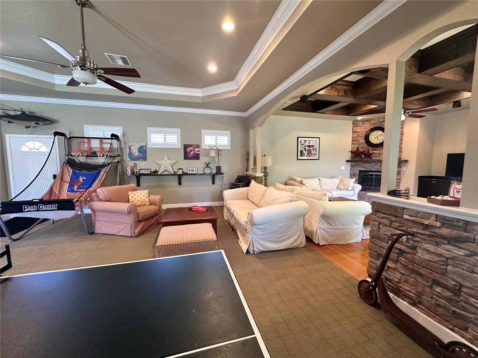 Image 21 of 35 For 7407 Pine Valley Street