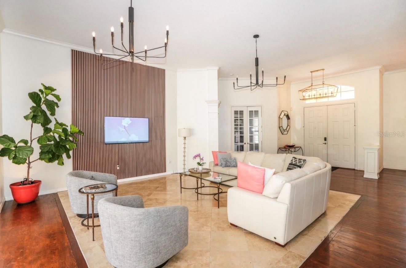 Image 8 of 35 For 7407 Pine Valley Street