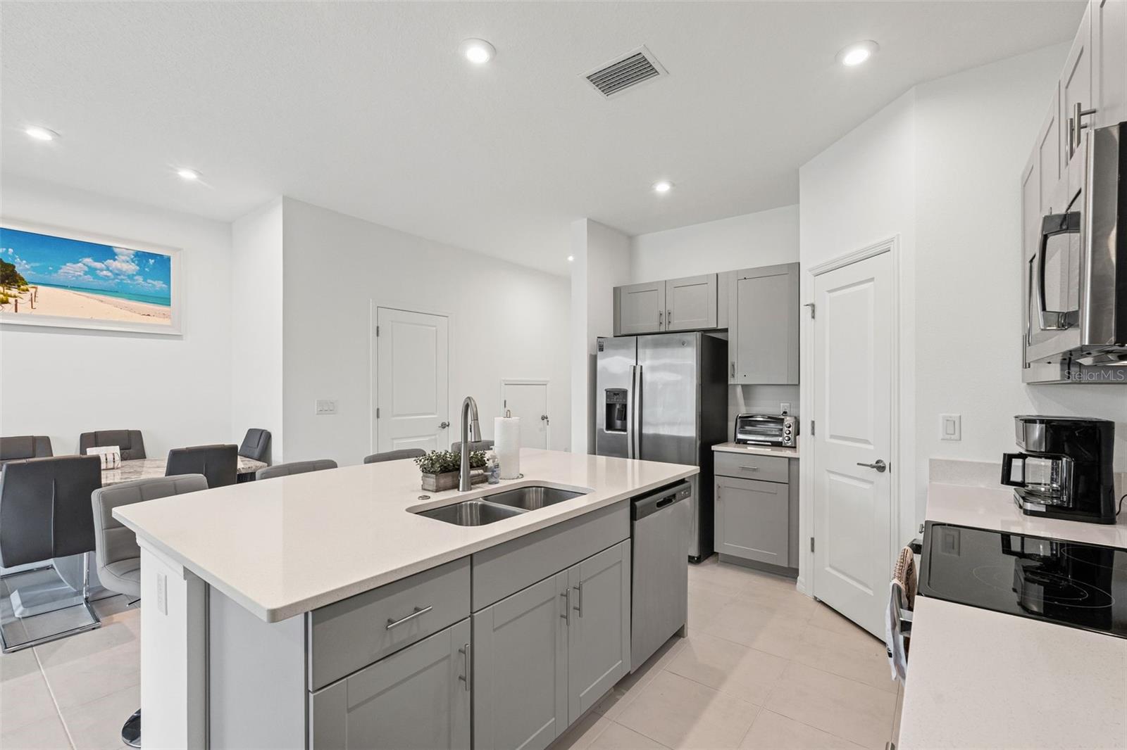 Image 11 of 51 For 5725 Haven Terrace