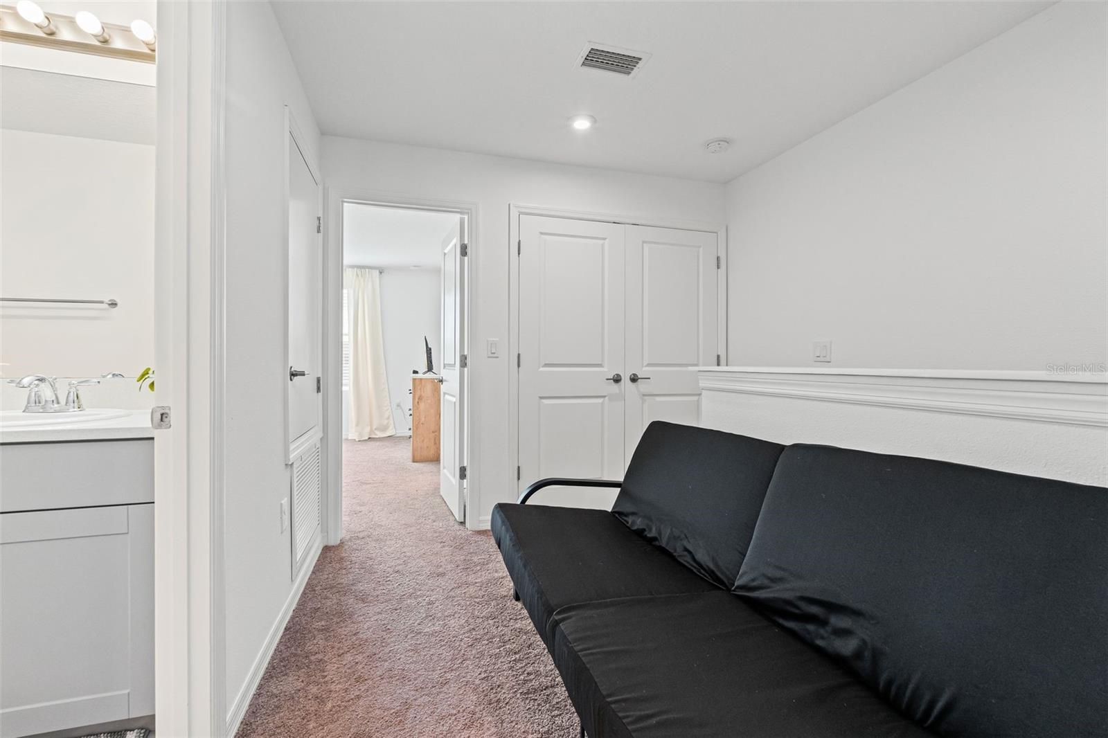 Image 22 of 51 For 5725 Haven Terrace