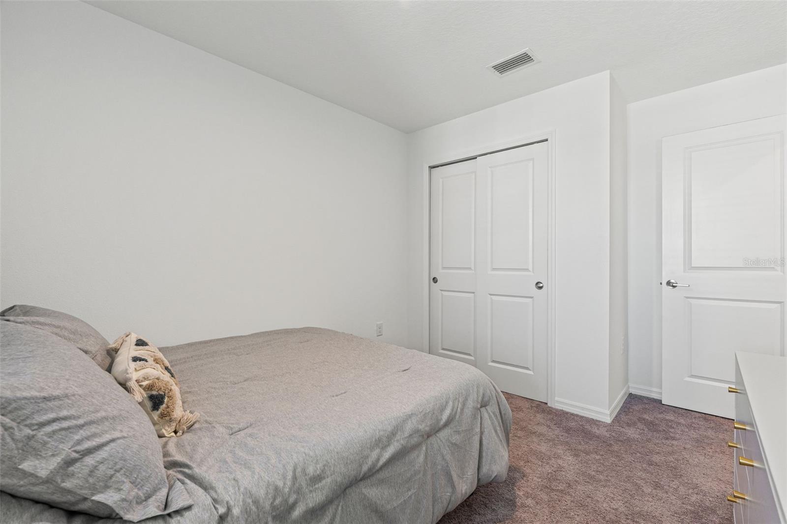 Image 24 of 51 For 5725 Haven Terrace