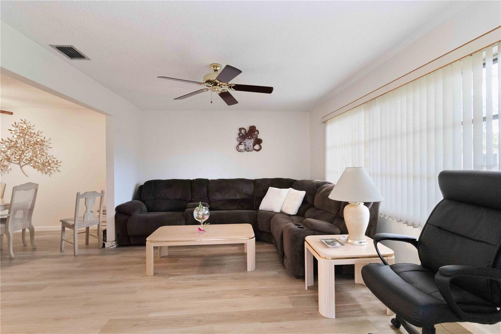 Image 18 of 29 For 6215 Green View Circle 74