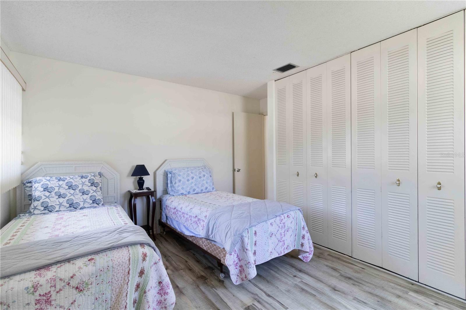 Image 24 of 29 For 6215 Green View Circle 74