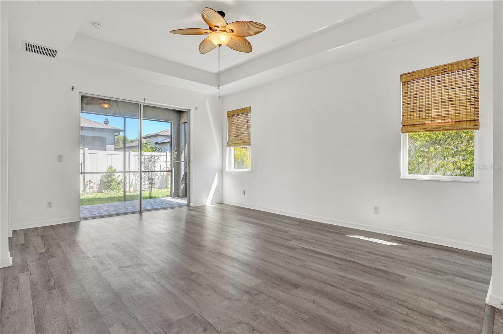 Image 4 of 46 For 8544 Cache Drive