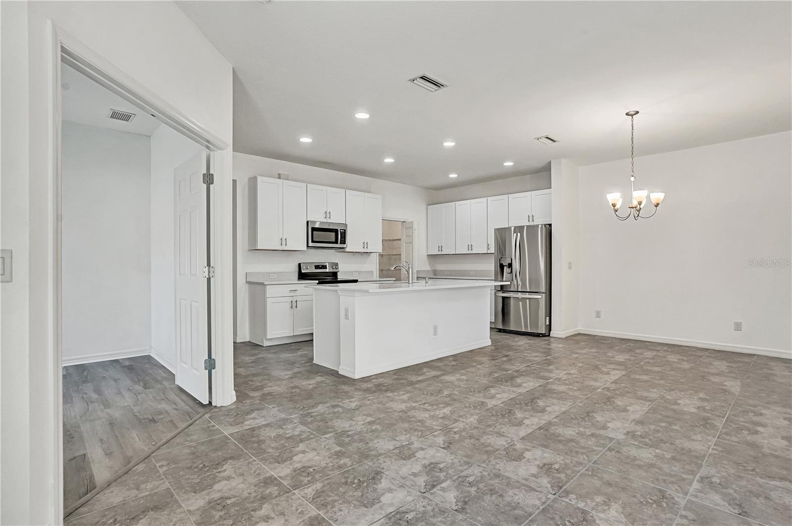 Image 8 of 46 For 8544 Cache Drive