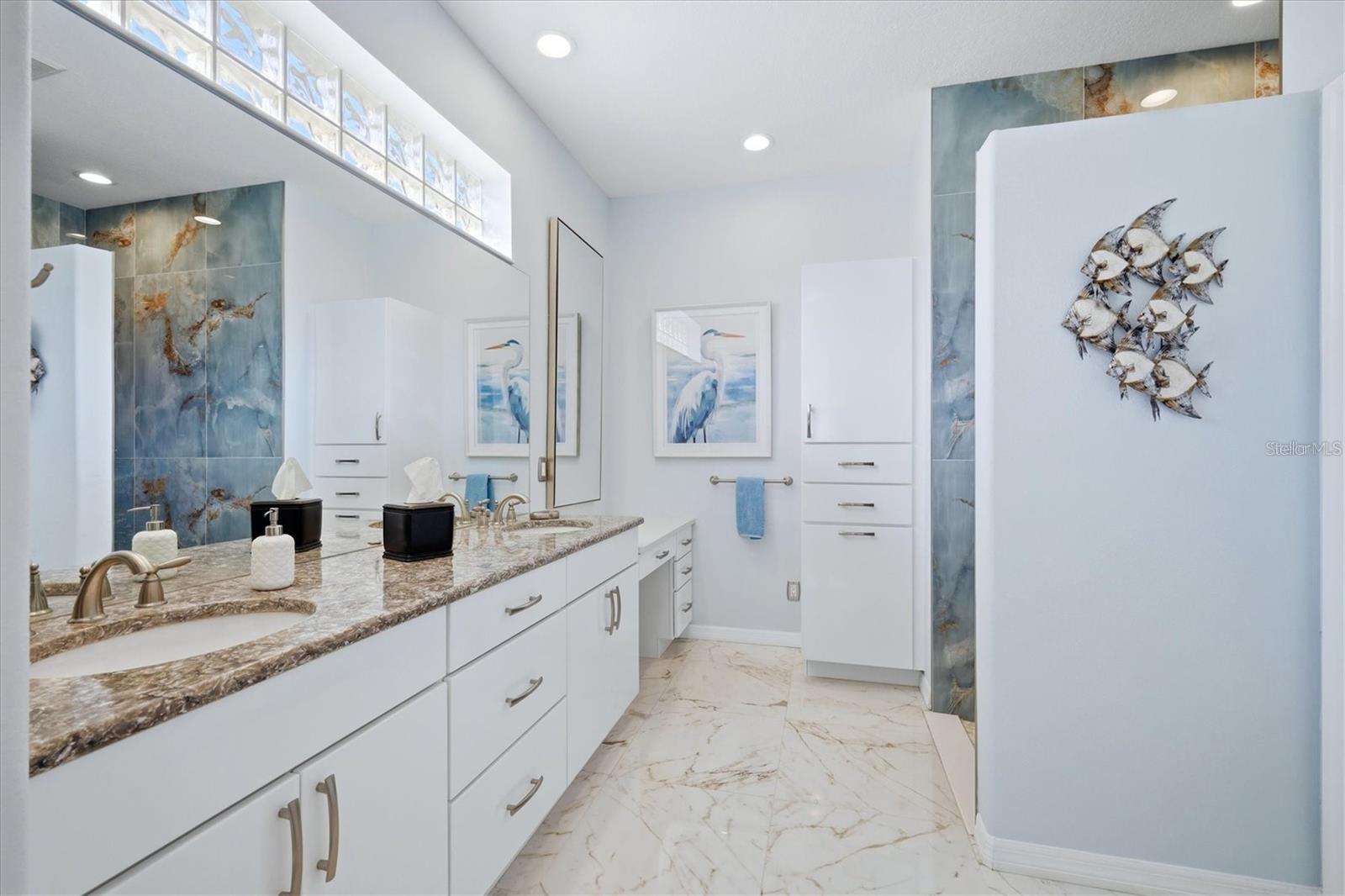 Image 22 of 49 For 8319 Nice Way