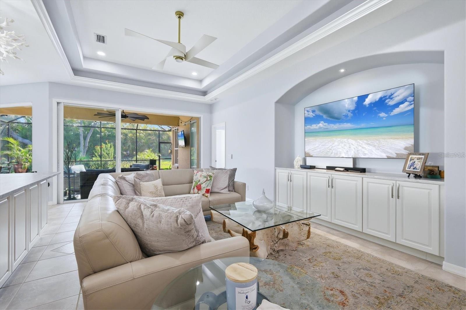 Image 8 of 49 For 8319 Nice Way