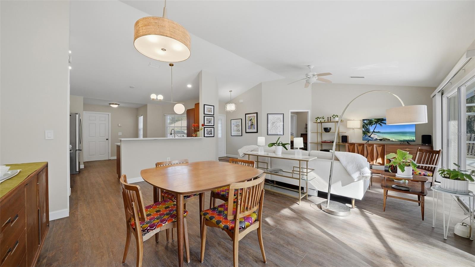 Image 13 of 48 For 4668 Hamlets Grove Drive